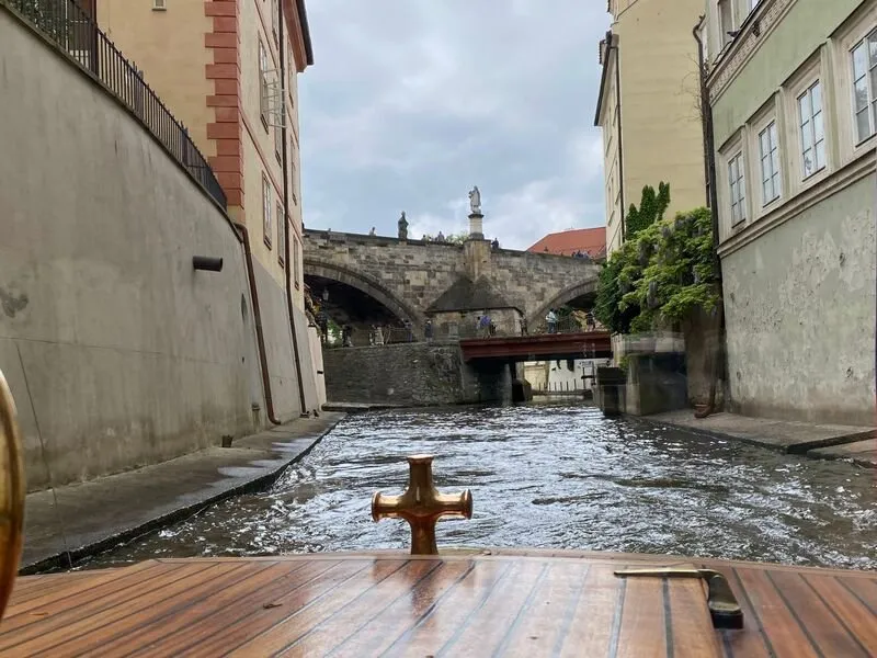 Plavba na lodi pražskými Benátkami