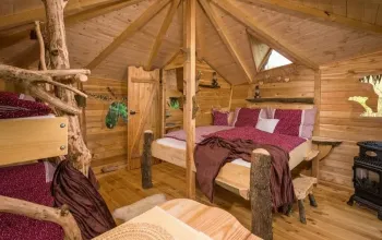 Ubytování v treehousu se saunou a výhledem na Ještěd