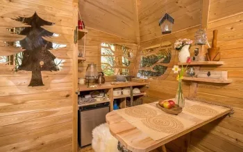 Ubytování v treehousu se saunou a výhledem na Ještěd