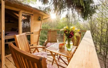 Ubytování v treehousu se saunou a výhledem na Ještěd