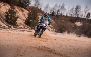 Motorky na trialové trati s mistrem ČR: Pardubický kraj