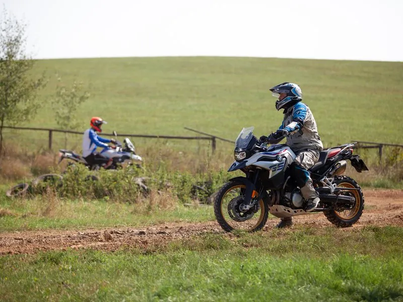 Motorky na trialové trati s mistrem ČR: Pardubický kraj