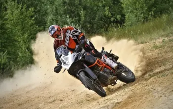 Motorky na trialové trati s mistrem ČR: Pardubický kraj