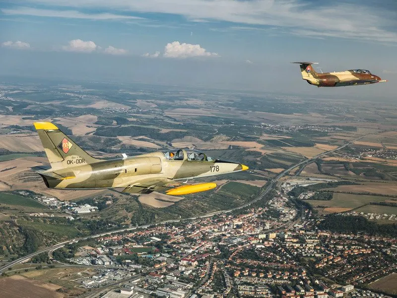 Zážitkový let stíhačkou L-29 Delfín