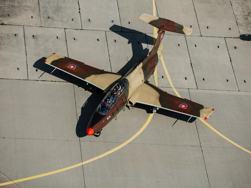 Zážitkový let stíhačkou L-29 Delfín