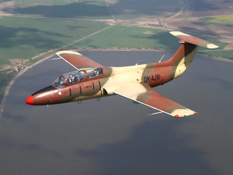 Zážitkový let stíhačkou L-29 Delfín