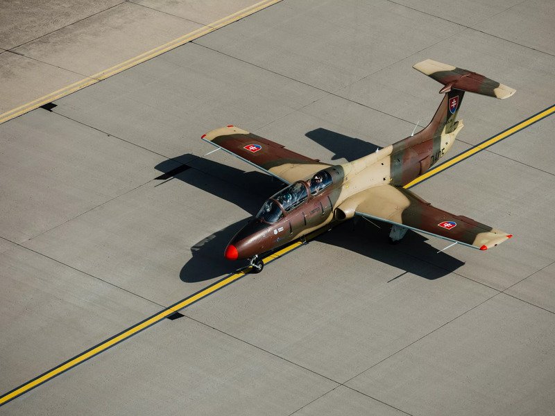 Zážitkový let stíhačkou L-29 Delfín