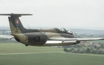 Zážitkový let stíhačkou L-29 Delfín