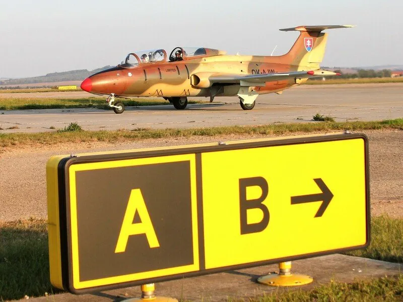 Zážitkový let stíhačkou L-29 Delfín