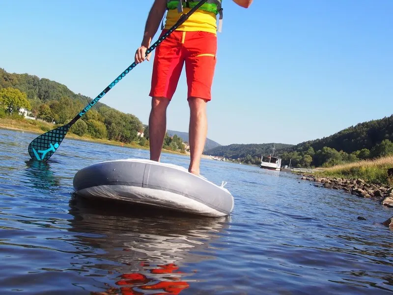 Na paddleboardu a koloběžce Českým Švýcarskem