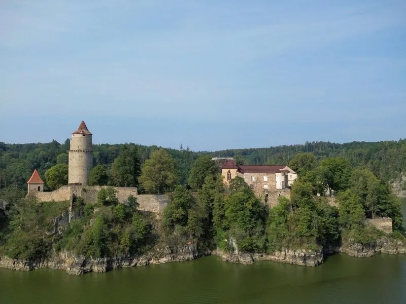 Den na plachetnici a školení jachtingu, Orlík