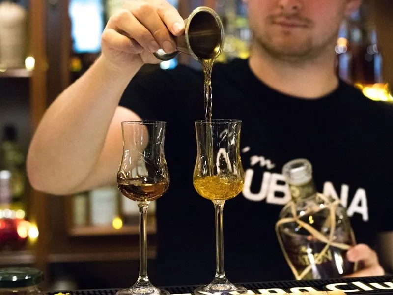 Degustace rumu v Cubana baru, Brno