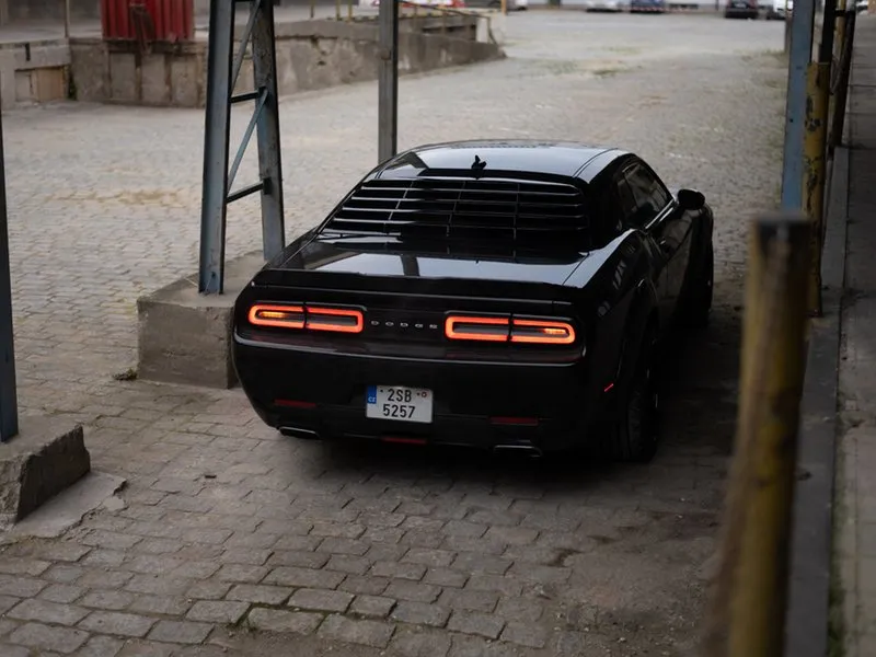 Pronájem auta Dodge Challenger