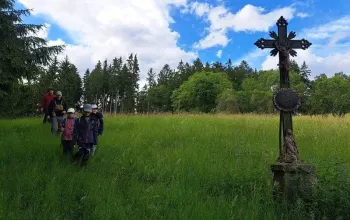 Kurz přežití v přírodě pro děti