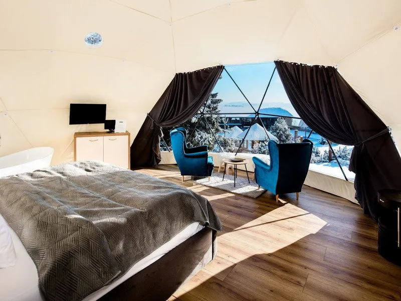 Glamping v Beskydech s wellness a snídaní