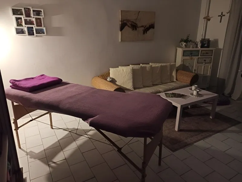 Aromaterapeutická masáž celého těla pro ženy + občerstvení