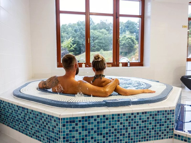 Wellness Hotel Hasištejn: Cyklo/běžkařský pobyt pro 2