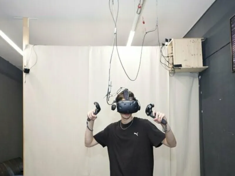 Herna s virtuální realitou až pro 4 osoby