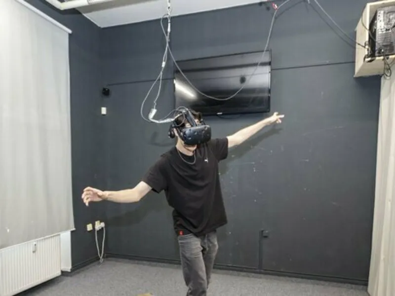 Herna s virtuální realitou až pro 4 osoby