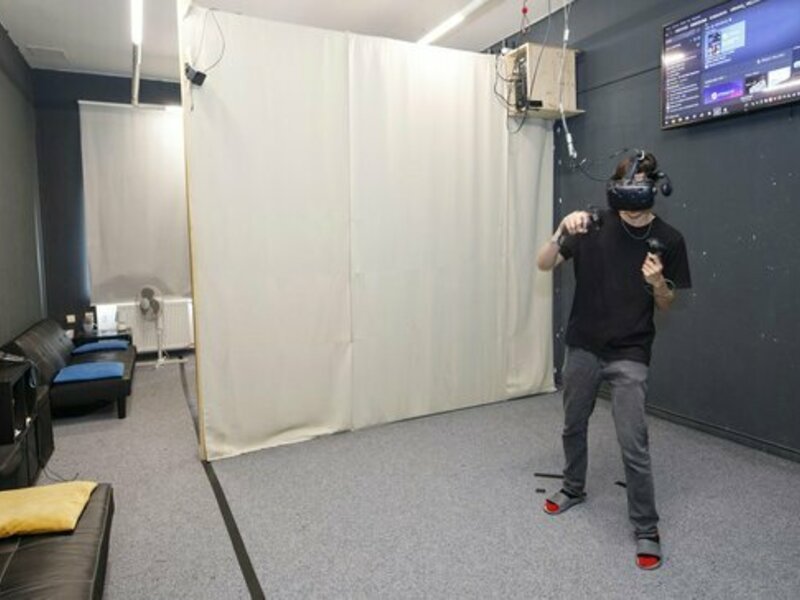 Herna s virtuální realitou až pro 4 osoby