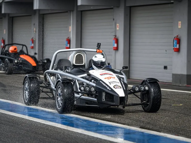 Jízda v Ariel Atom 3.5 na Masarykově okruhu