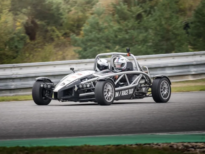 Jízda v Ariel Atom 3.5 na Masarykově okruhu