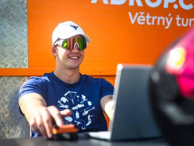 Větrný tunel pro skupiny až 40 osob