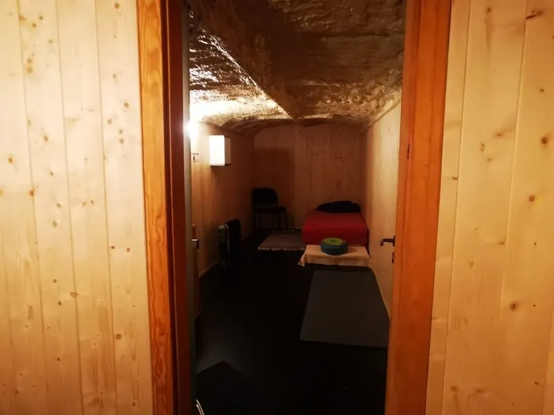 Terapie tmou: Pobyt ve tmě na jižní Moravě