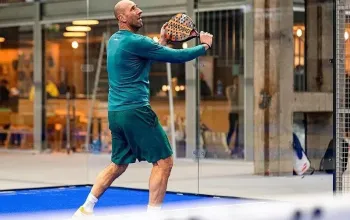 Zápas v padelu s Janem Kollerem Zápas v padelu s Janem Kollerem – dárek a zážitek