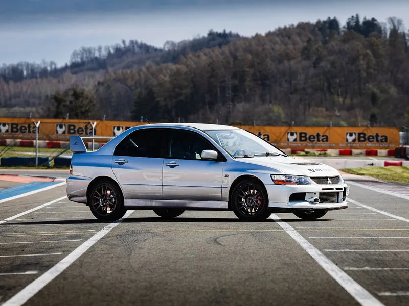 Zážitková rally jízda v Mitsubishi Lancer EVO IX