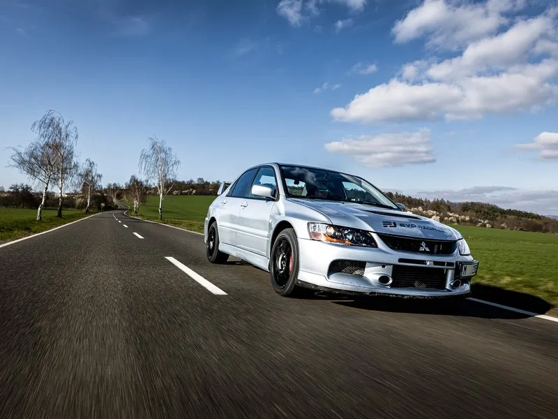Zážitková rally jízda v Mitsubishi Lancer EVO IX