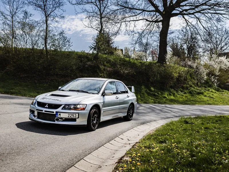 Zážitková rally jízda v Mitsubishi Lancer EVO IX