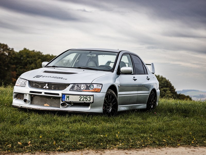 Zážitková rally jízda v Mitsubishi Lancer EVO IX