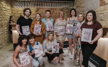 Zážitkové malování vínem + degustace se sommeliérem