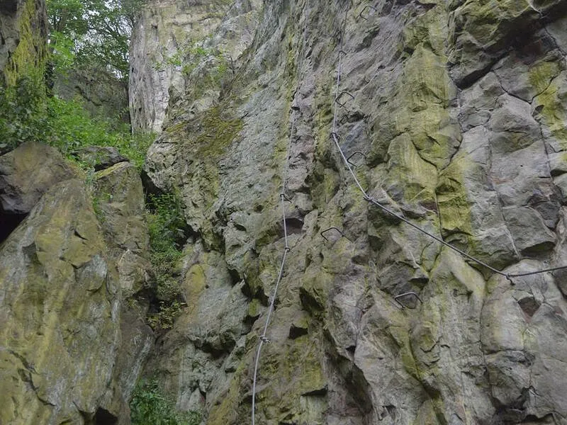 Via ferrata se zkušeným instruktorem