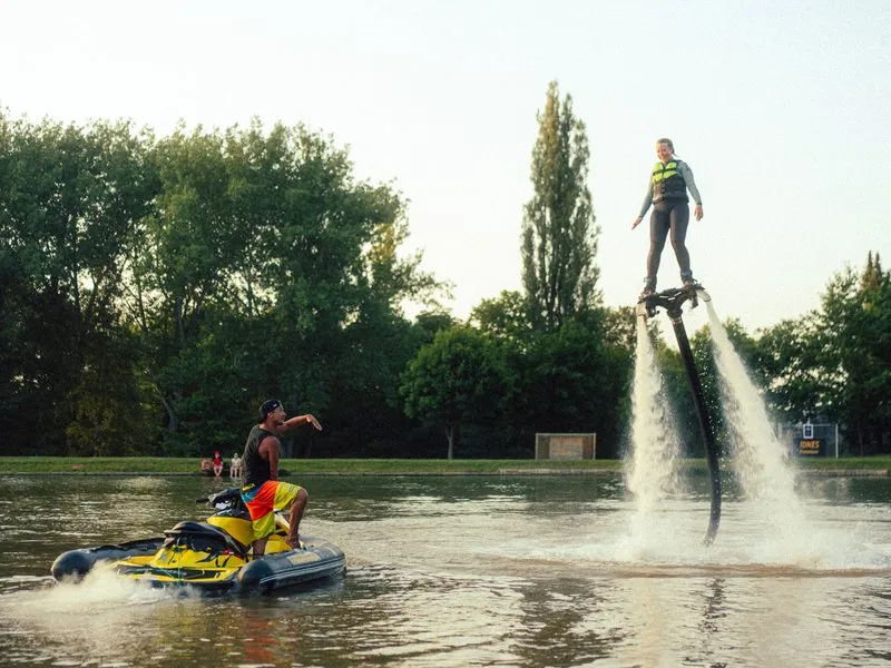 VIP lekce flyboardingu s mistrem ČR