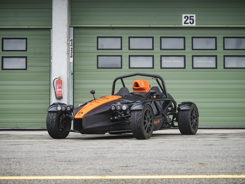Spolujízda v Ariel Atom 4 na Masarykově okruhu