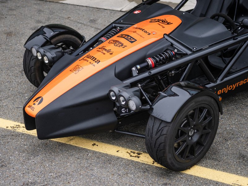 Spolujízda v Ariel Atom 4 na Masarykově okruhu