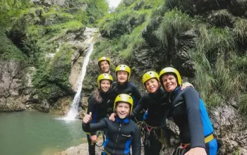 Canyoning ve Slovinsku Canyoning ve Slovinsku – dárek a zážitek
