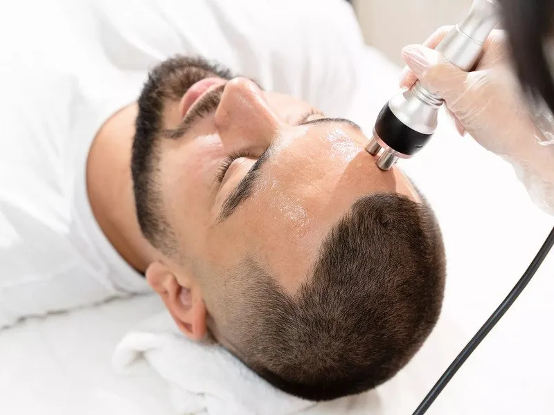 Radiofrekvenční lifting: Omlazující procedura