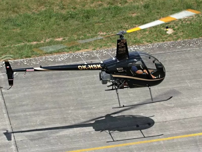 Pilotem vrtulníku R22 na zkoušku