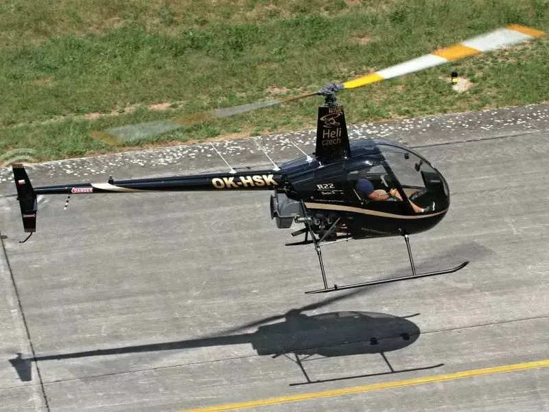 Pilotem vrtulníku R22 na zkoušku