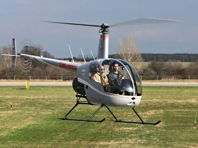 Pilotem vrtulníku R22 na zkoušku