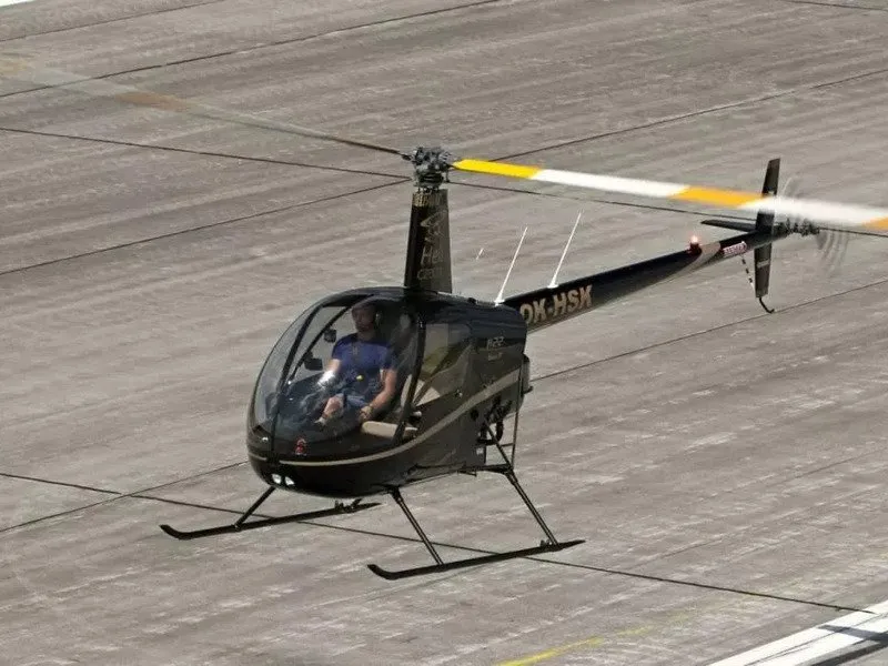 Pilotem vrtulníku R22 na zkoušku