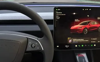 Jízda v elektromobilu Tesla Model 3 Performance Highland 24