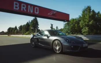 Jízda v Porsche 718 na Masarykově okruhu – dárek a zážitek