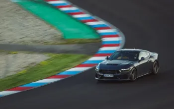Jízda ve Ford Mustang Dark Horse na Masarykově okruhu