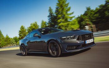 Jízda ve Ford Mustang Dark Horse na Masarykově okruhu