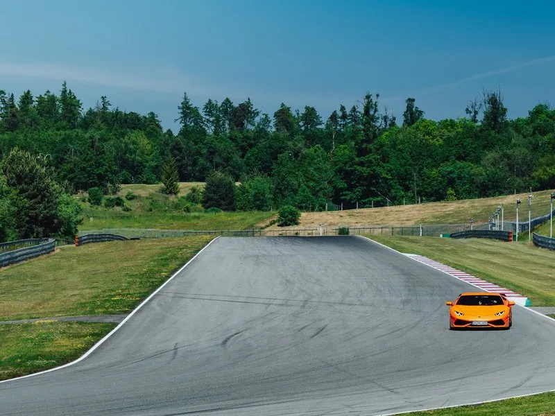 Jízda v Lamborghini Huracán LP610-4na Masarykově okruhu