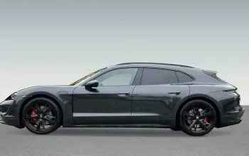 Jízda elektromobilem Porsche Taycan Cross Turismo 4S na polygonu